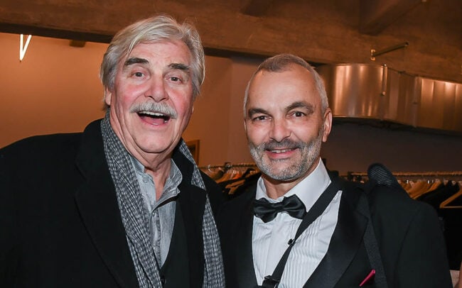 Promi-Fotograf Jürgen Biniasch mit der leider verstorbenen österreichischen Schauspieler Legende Peter Simonischek in Berlin
